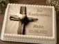 Preview: Personalisierter rechteckiger Tortenaufleger für Konfirmation, Kommunion, Firmung und Jugendweihe mit Holzkreuz und goldenem Herz (ohne Foto)