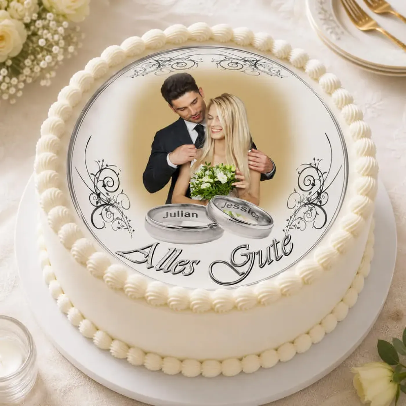Tortenaufleger Hochzeit rund in Weiß mit Namen-Gravur in Silberringen